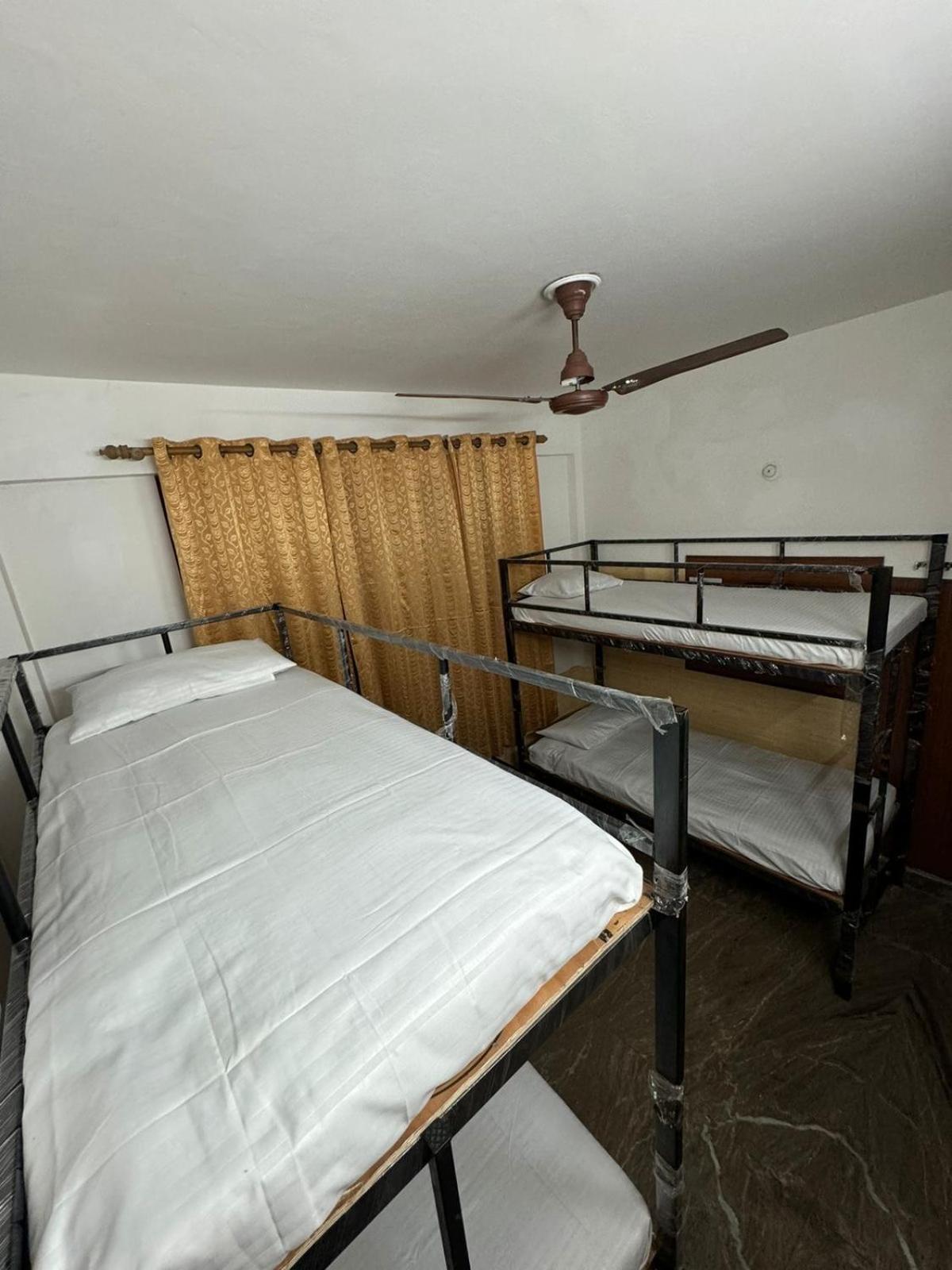 Sattva Cafe And Motel Risikés Kültér fotó